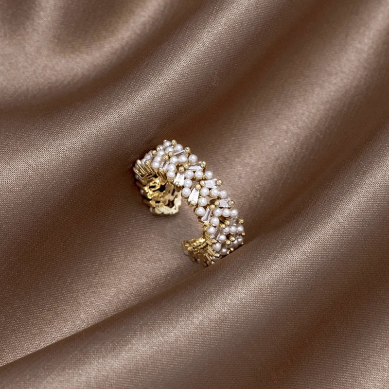 Eliora Crystal Pearl Ring