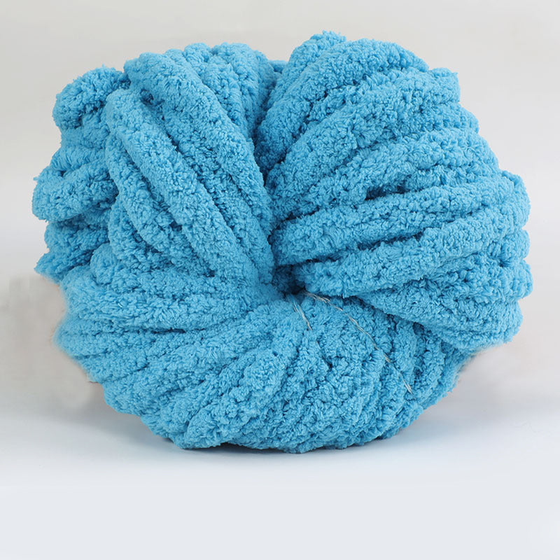Super Bulky Chunky Knit Blanket Yarns