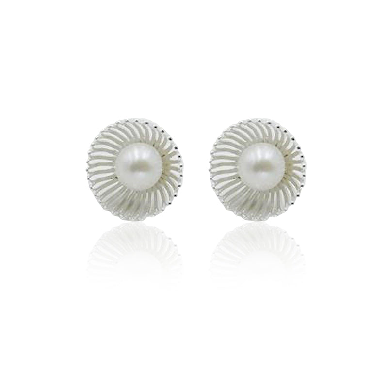 Unique Design Pearl Ear Stud