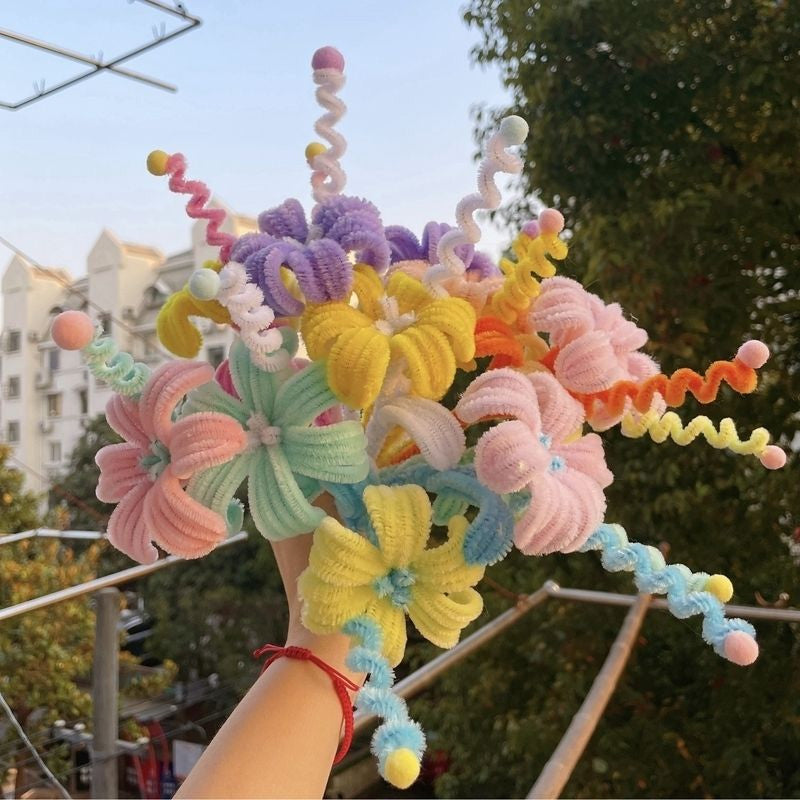 Twisted Stick Cartoon Top DIY Toy