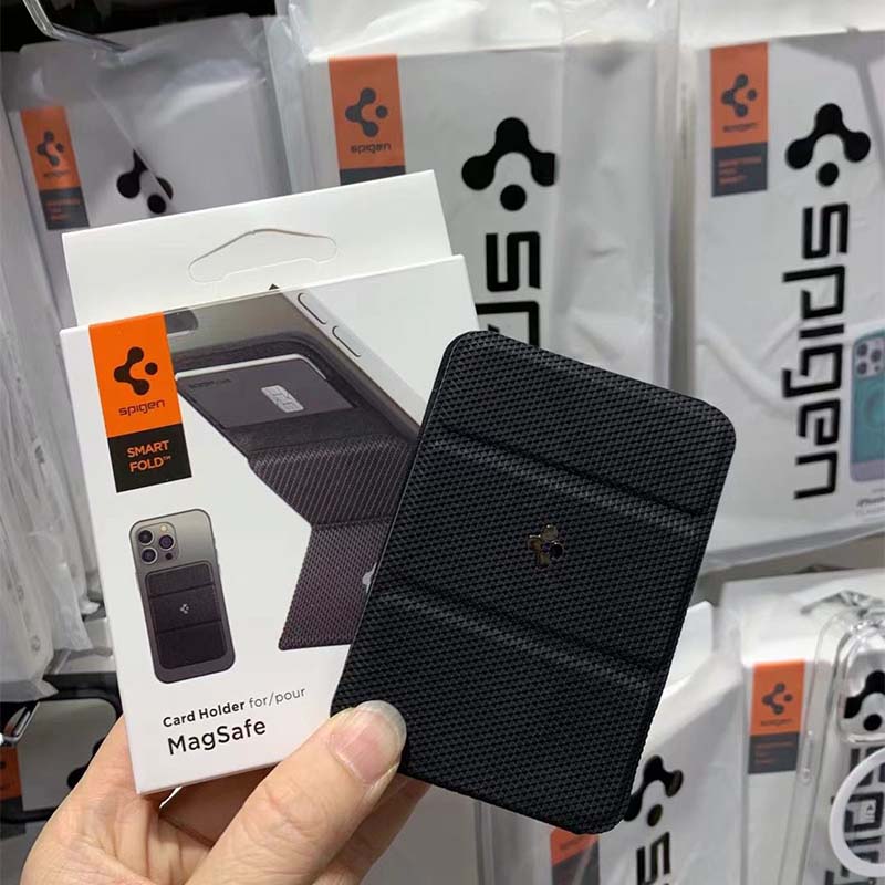 Magnetic Wallet Card Holder