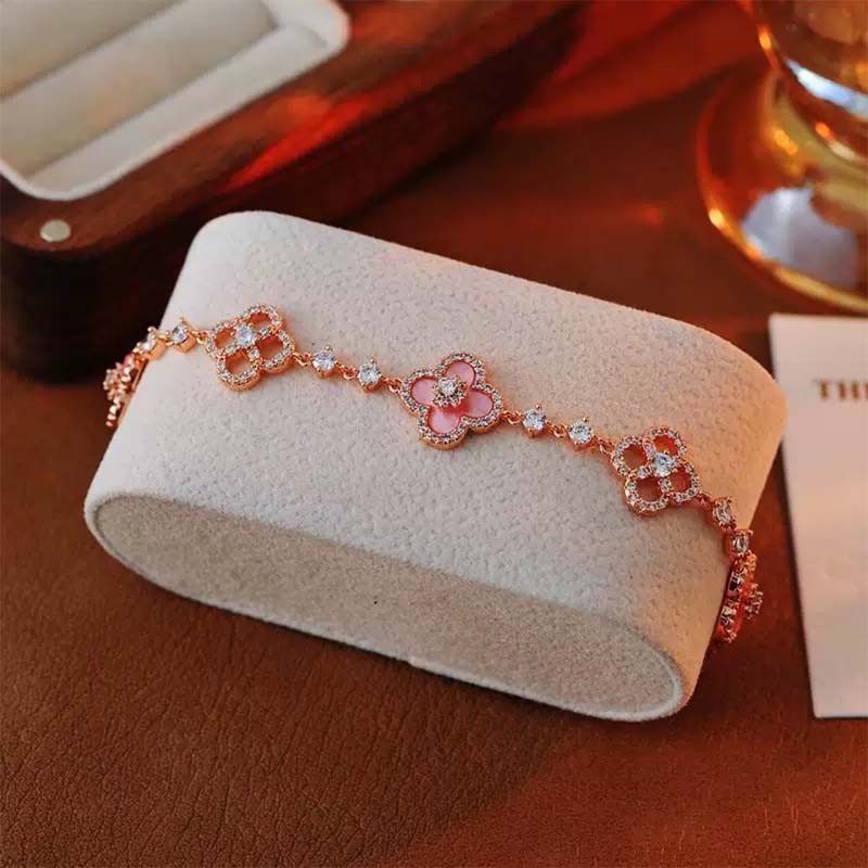 Pink Four-Leaf Clover Bracelet