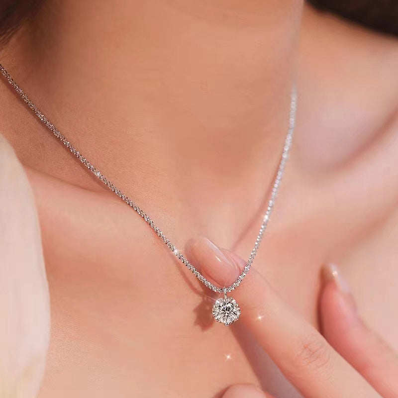 Sparkling Six Claw Chain