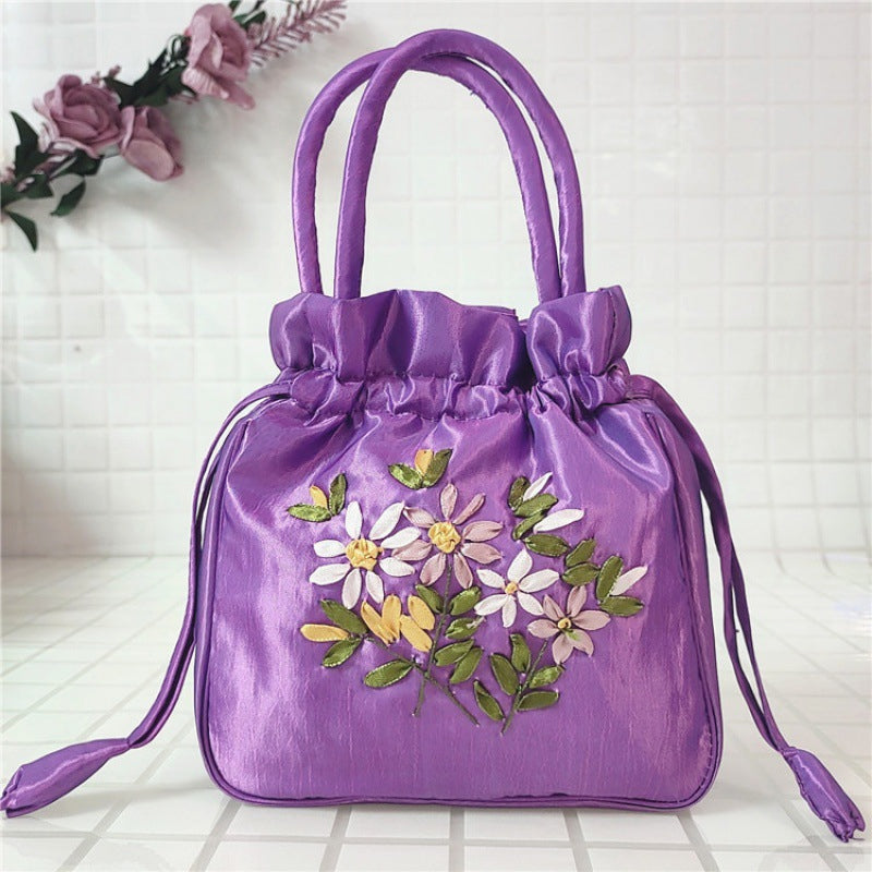 Embroidered Floral Pattern Pouch