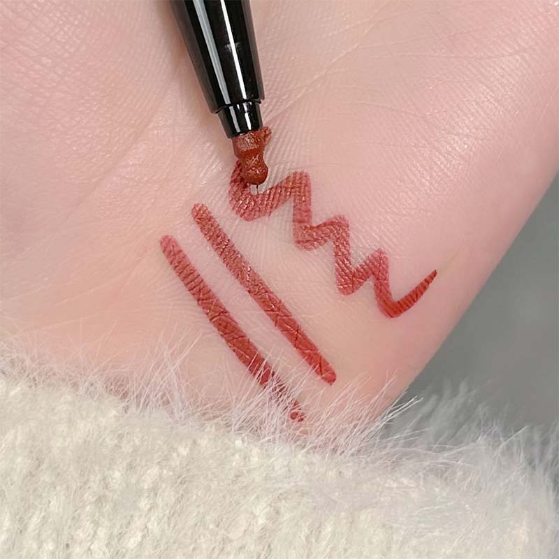 Long-lasting liquid lipstick