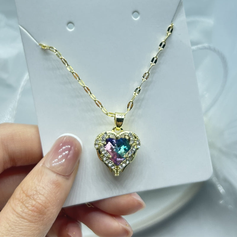 FAE HEART NECKLACE