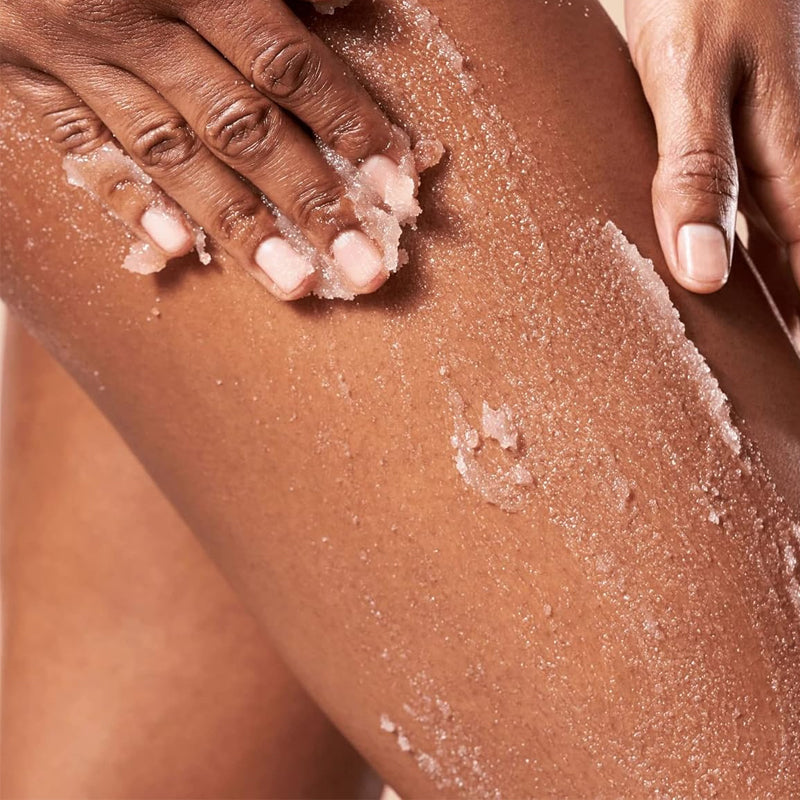 Exfoliating and moisturizing scrub