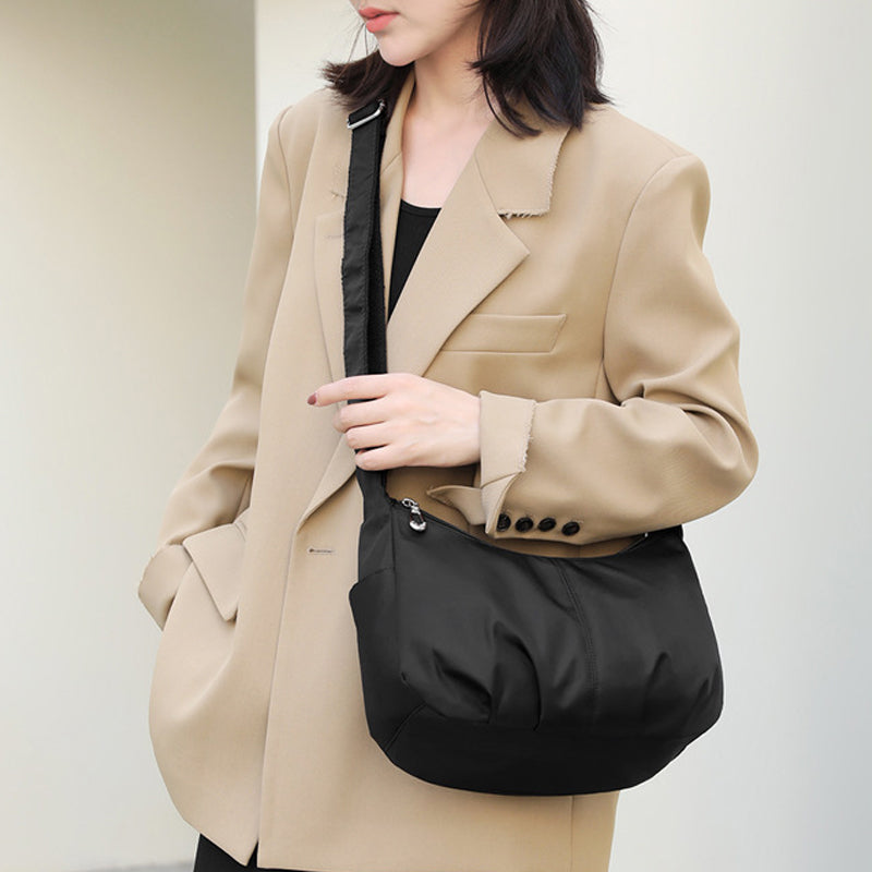 Nylon Fabric Dumpling Bag