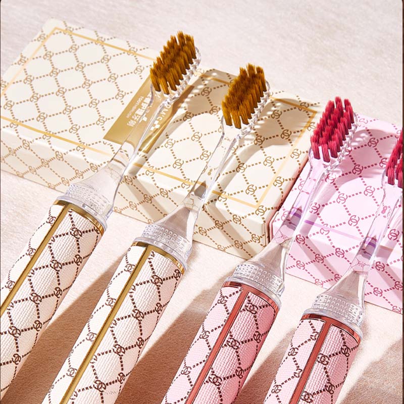 Lipstick Style Portable Toothbrush