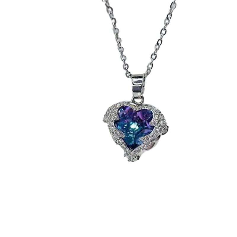 FAE HEART NECKLACE