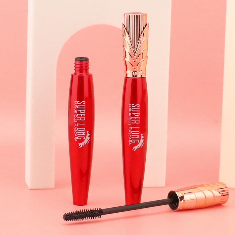 4D WATERPROOF AND SWEAT PROOF MASCARA