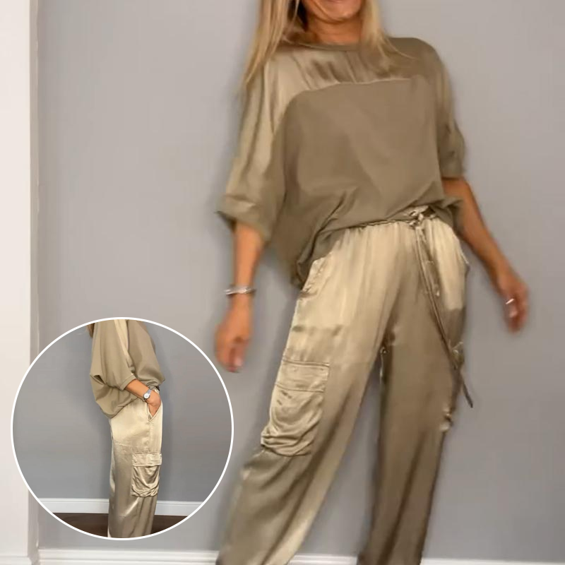 Women's Smooth Satin Half-sleeved Top and Pant Suit