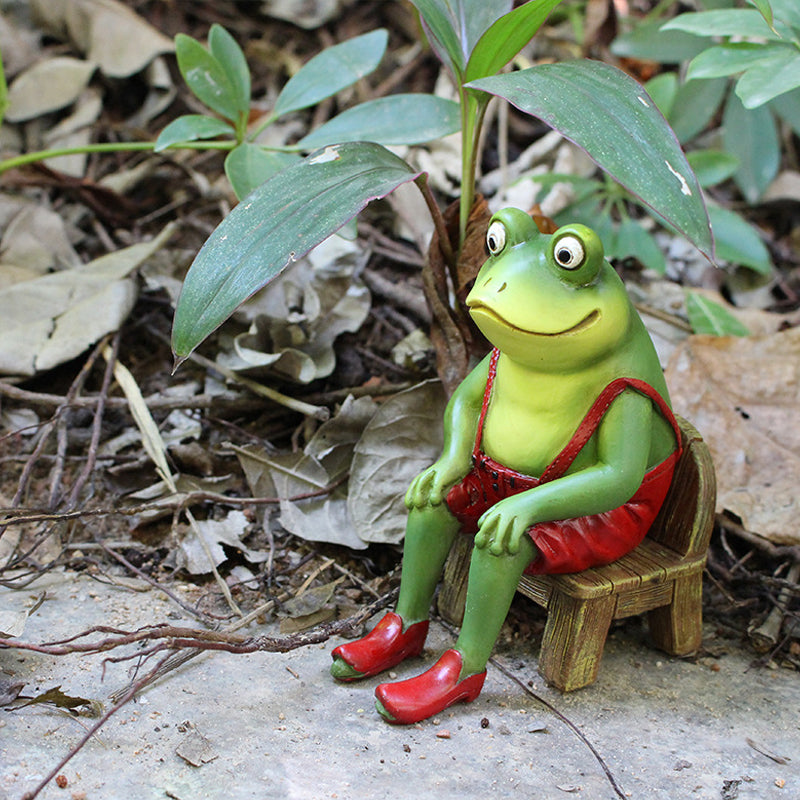 Resin Miniature Frog Garden Statue