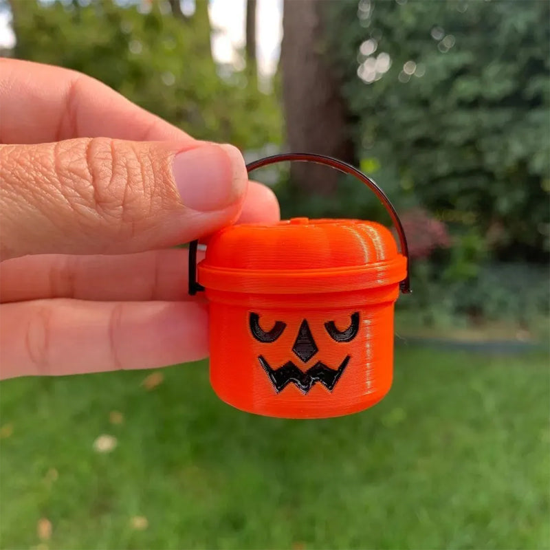 Mini Halloween Nostalgia Bucket