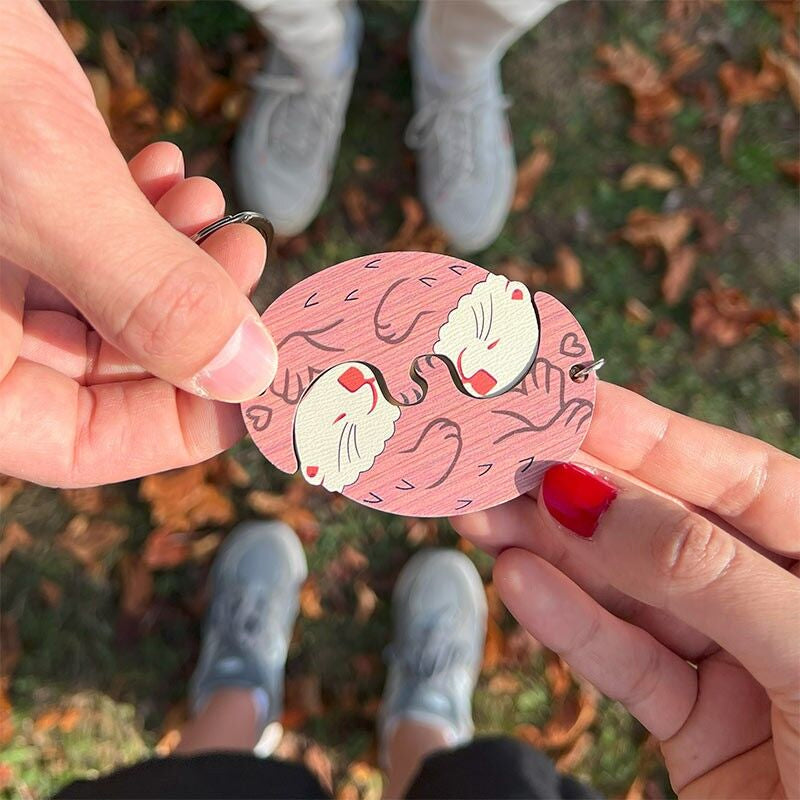 Lovers Otter Keychain