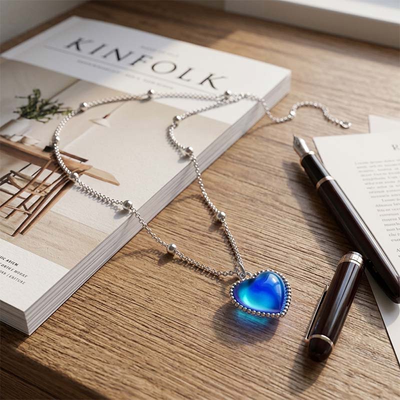 Temperature-Sensitive Color-Changing Love Necklace