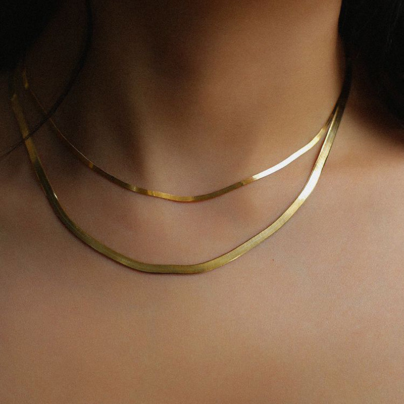 HERRINGBONE CHAIN GOLD CHOKER NECKLACE