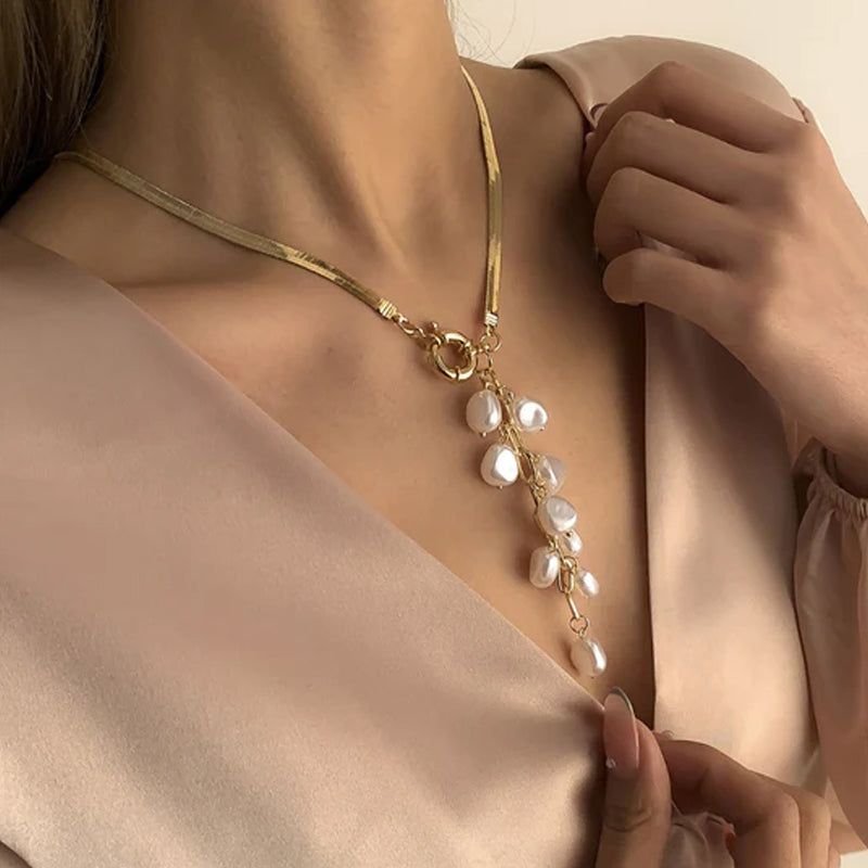 CREATIVE PEARL NECKLACE