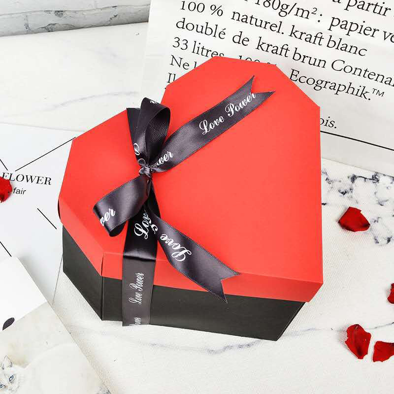 Heart shaped DIY gift box