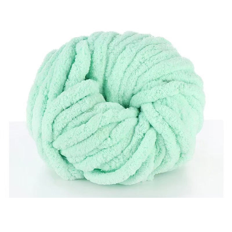 Super Bulky Chunky Knit Blanket Yarns