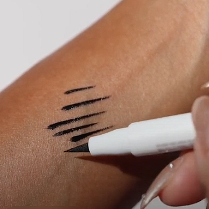 Eyeliner Marker