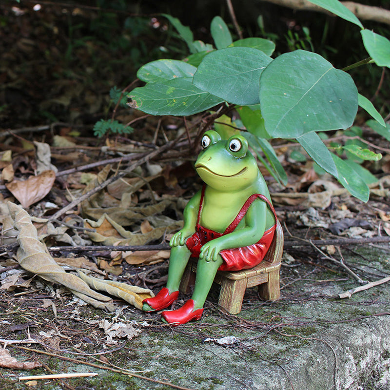 Resin Miniature Frog Garden Statue