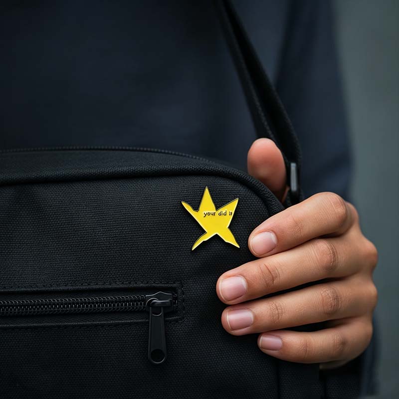 Funny Star Zinc Alloy Cartoon Badge Brooch
