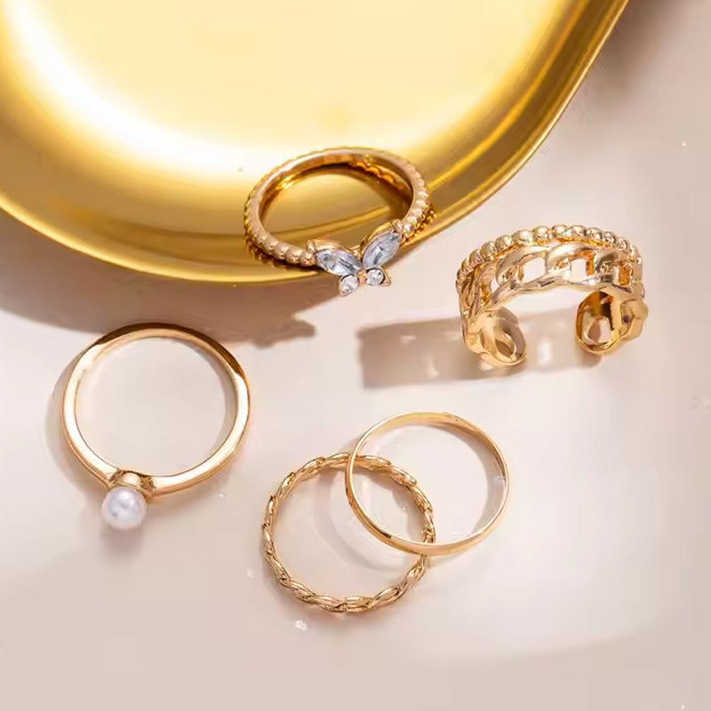 Fashionable designer ring set