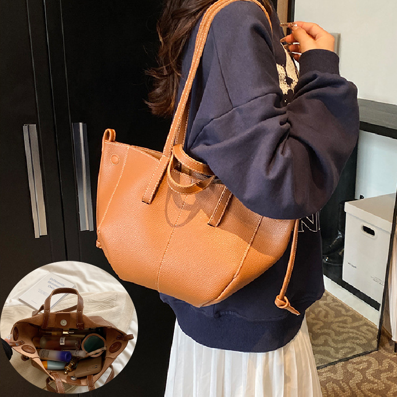 Urban Vintage Large-Capacity Tote Bag