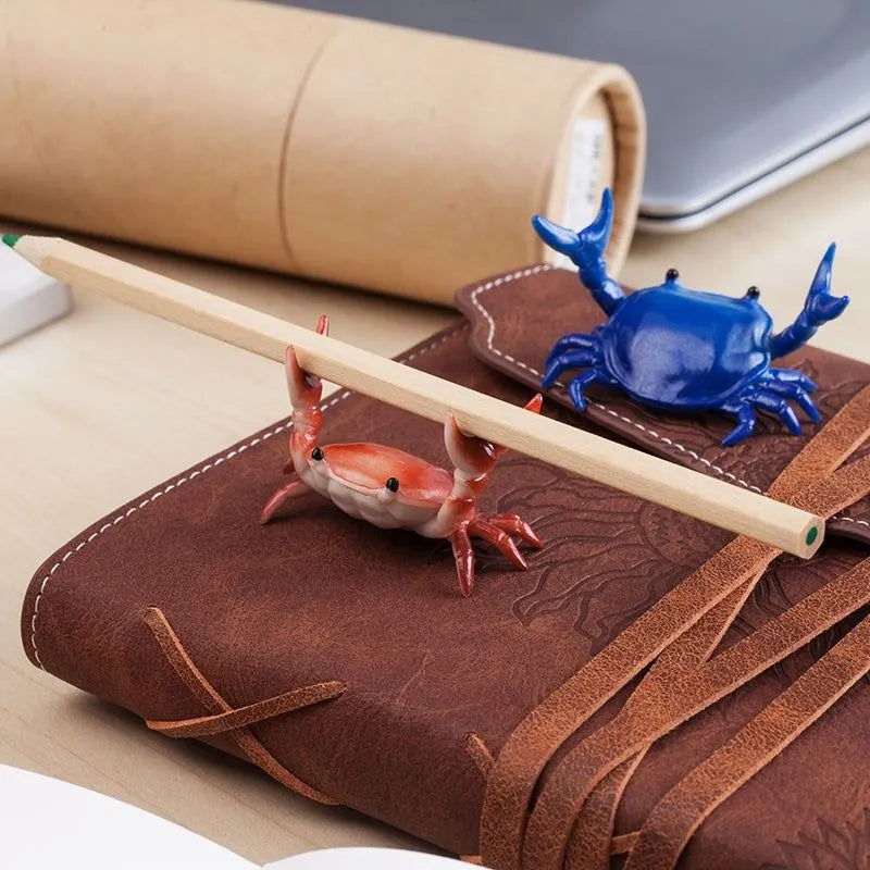 Weight Lifting Small Crab Pen & Glasses Holder