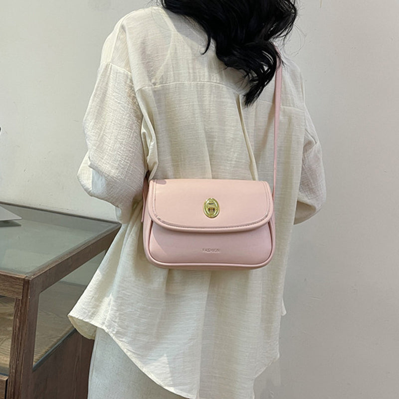 Small square bag with lock clasp