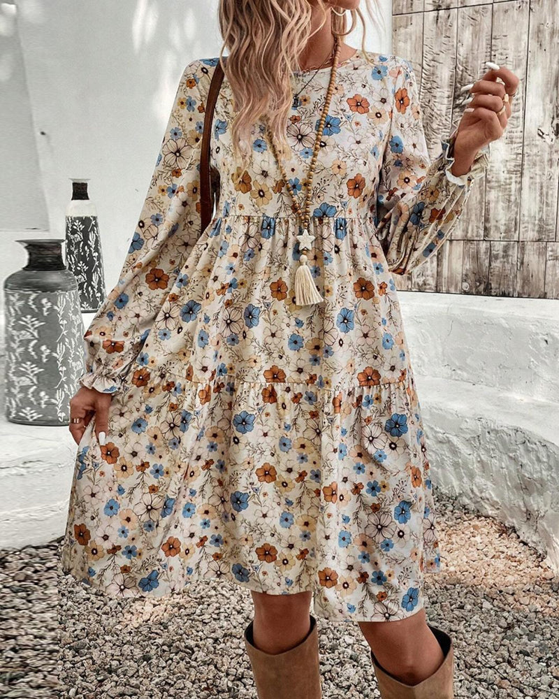 Loose, Knee-Length Dress with Floral Pattern