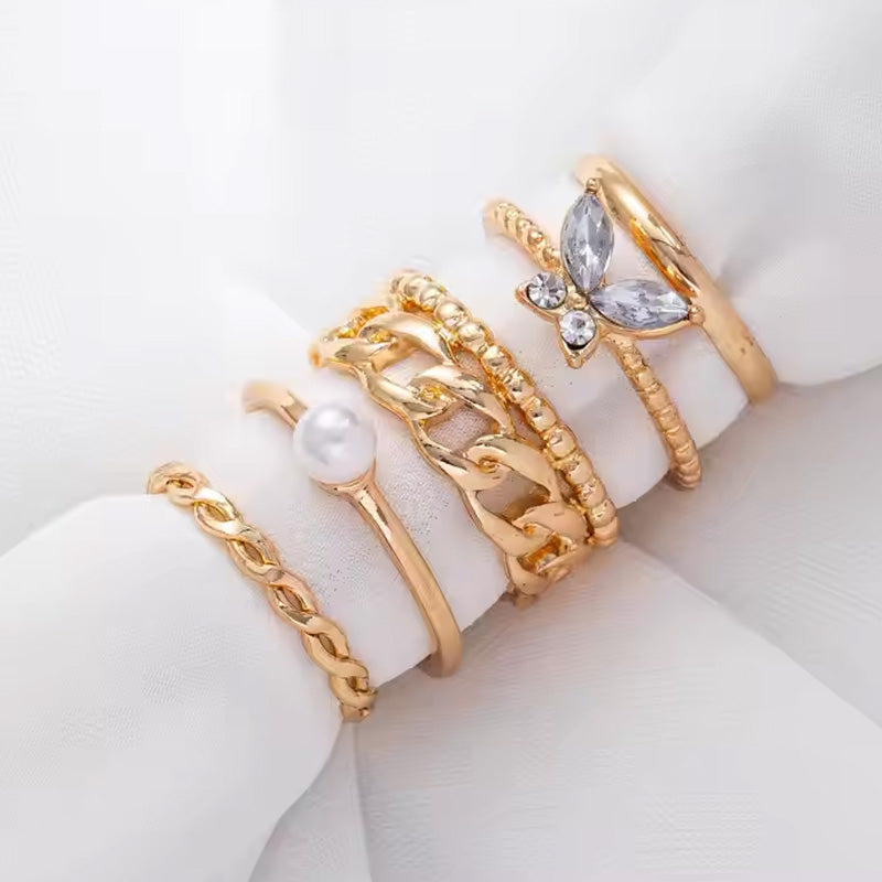 Fashionable designer ring set