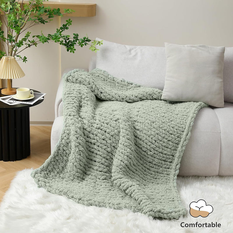 Super Bulky Chunky Knit Blanket Yarns