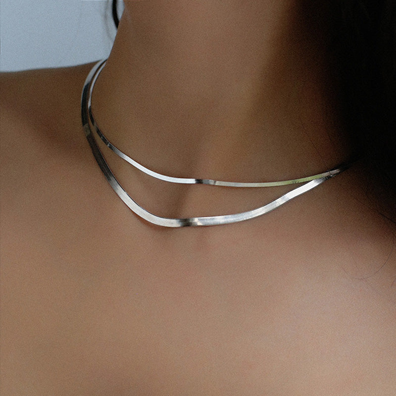 HERRINGBONE CHAIN GOLD CHOKER NECKLACE