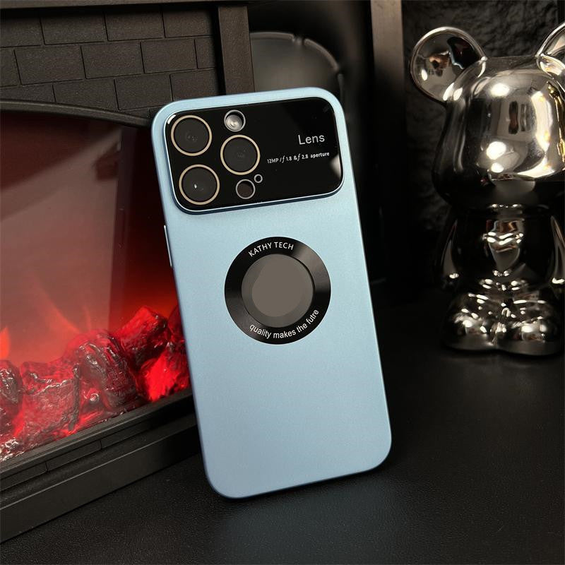 iPhone Case with Magnetic Charging