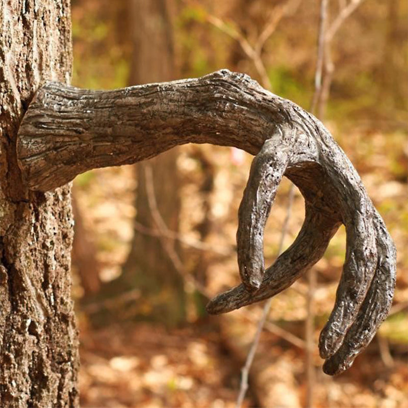 Spooky Living Tree Halloween Decoration