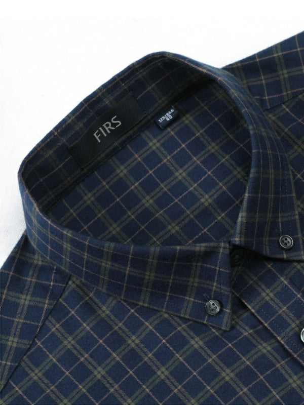 Loose Skin-friendly Classic Easy-care Plaid Shirt