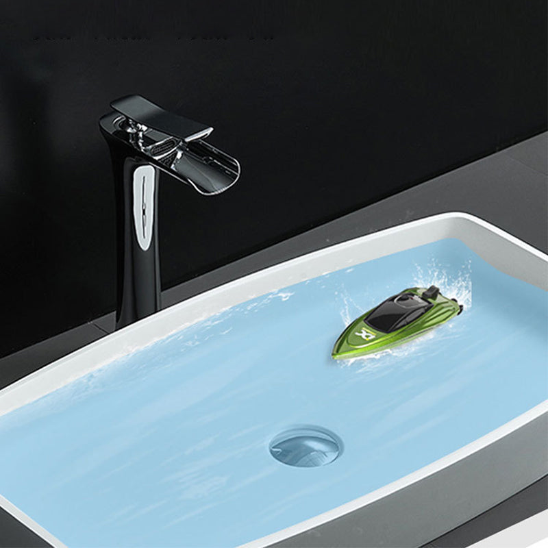 Remote Control Speedboat