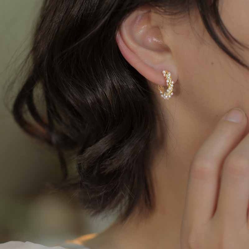 TWISTED PEARL EARRINGS (PAIR)