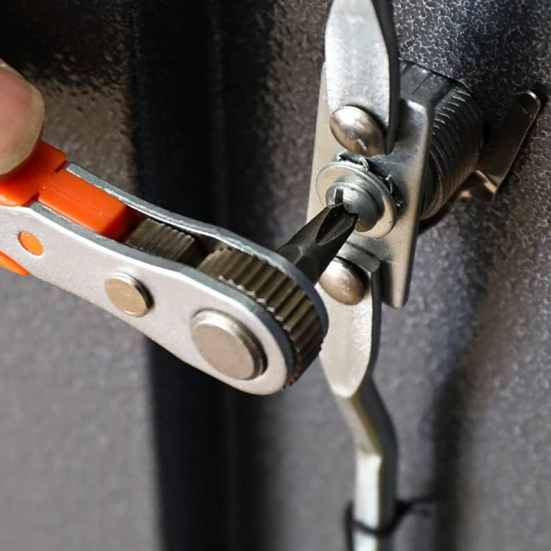 Bidirectional Mini Ratchet Wrench
