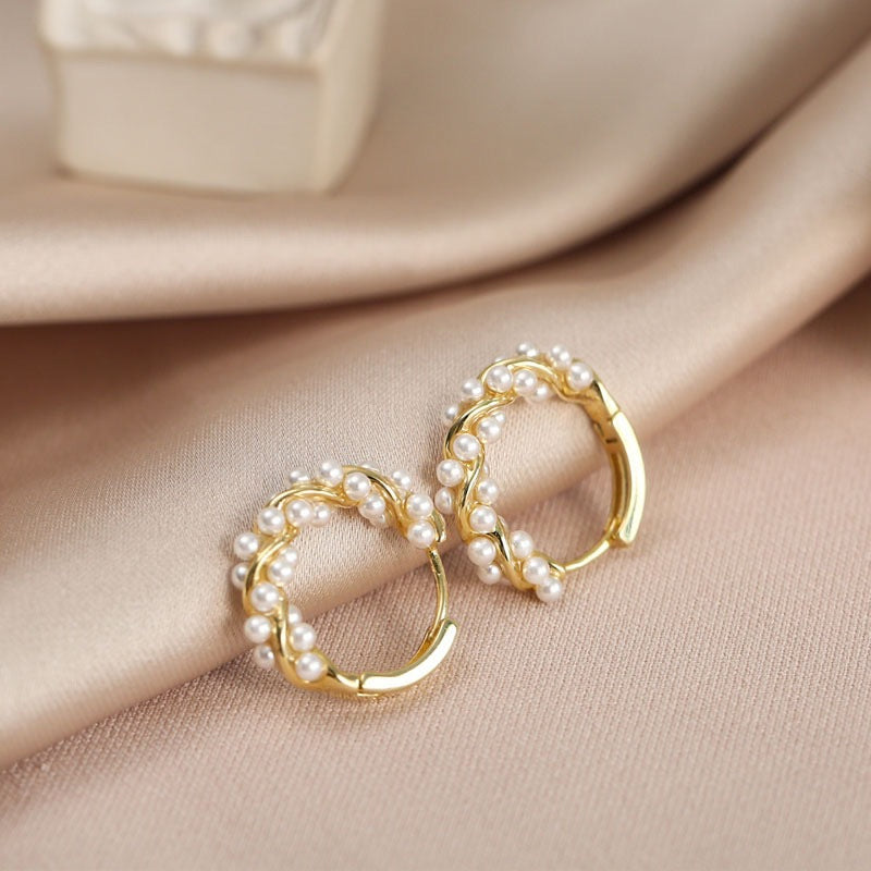 TWISTED PEARL EARRINGS (PAIR)