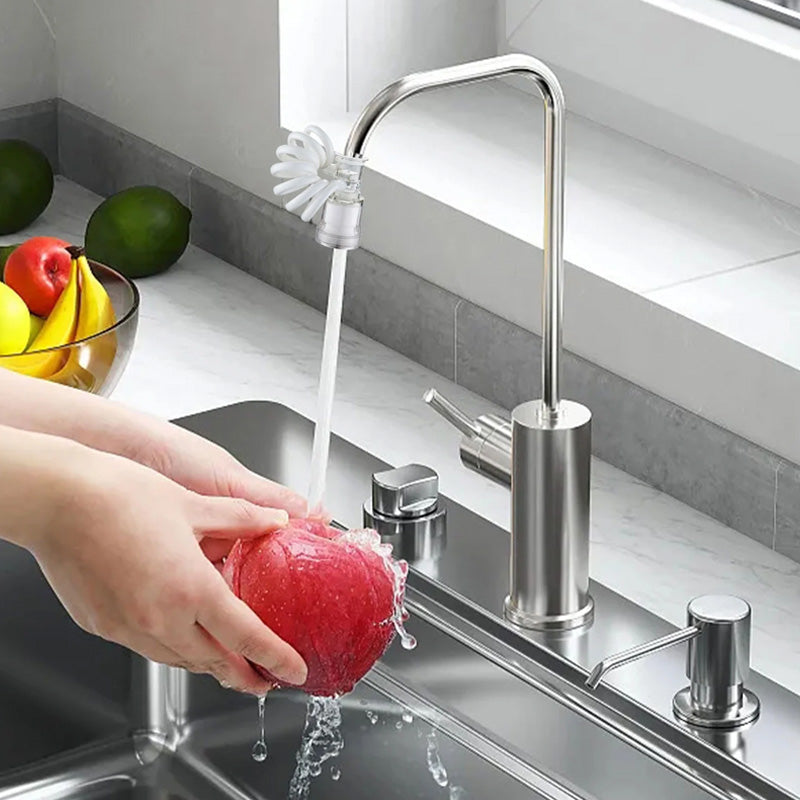 Universal retractable extension faucet