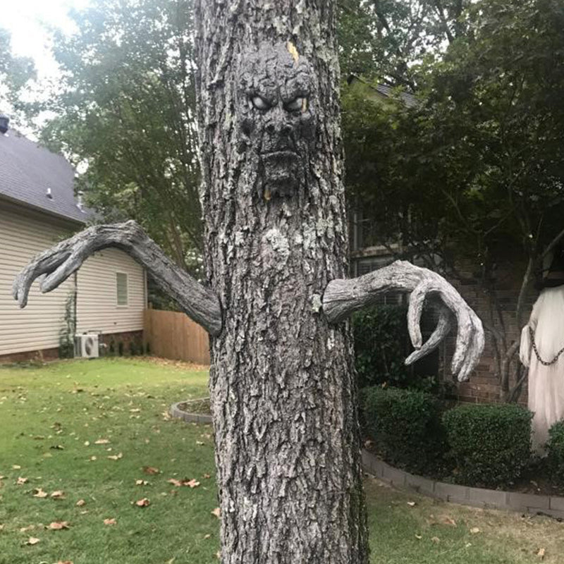 Spooky Living Tree Halloween Decoration