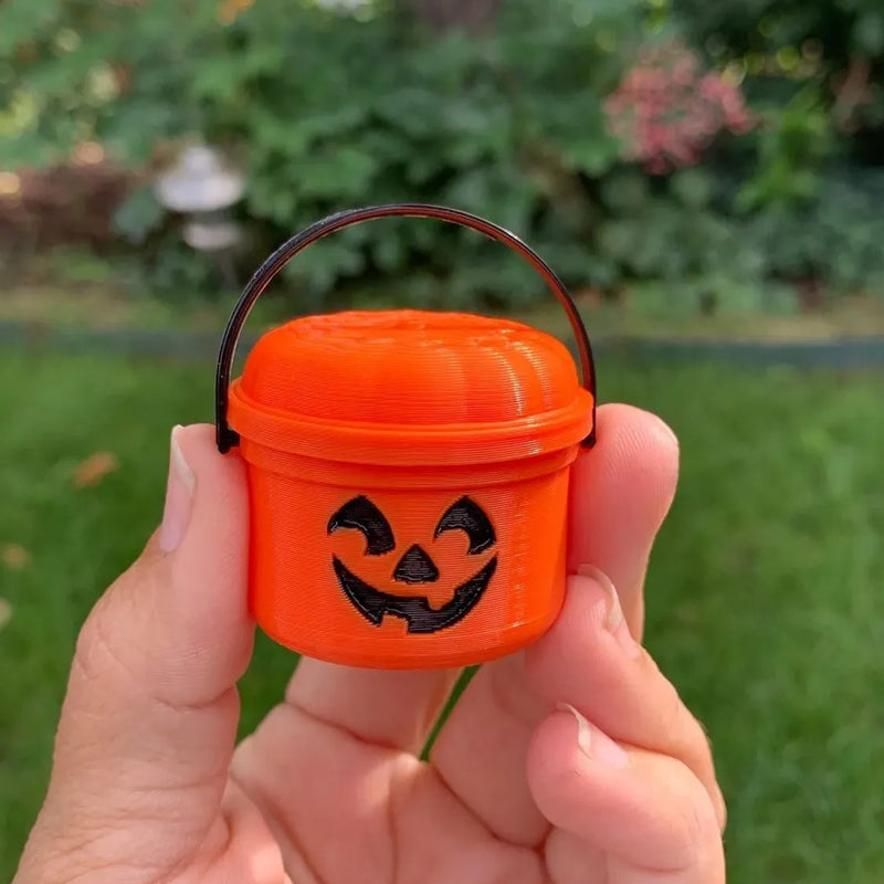 Mini Halloween Nostalgia Bucket