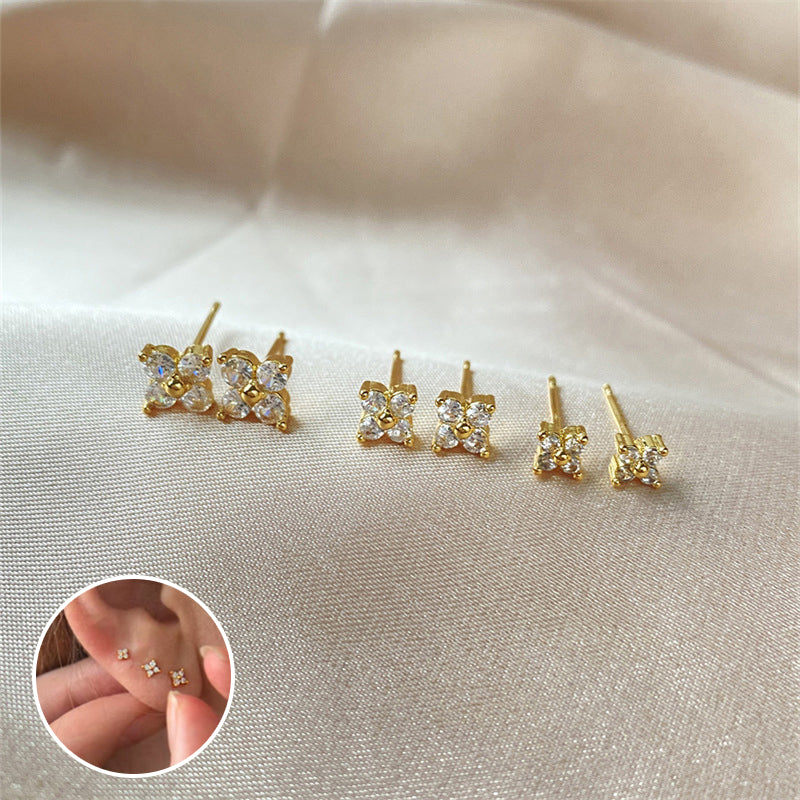 Daisy Earring Studs