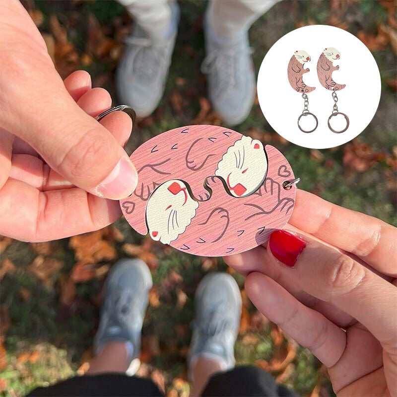 Lovers Otter Keychain