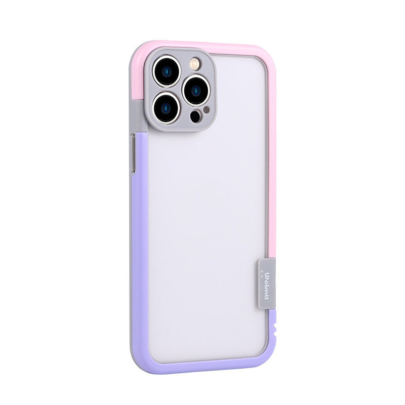 Phone case with colour-blocking frame