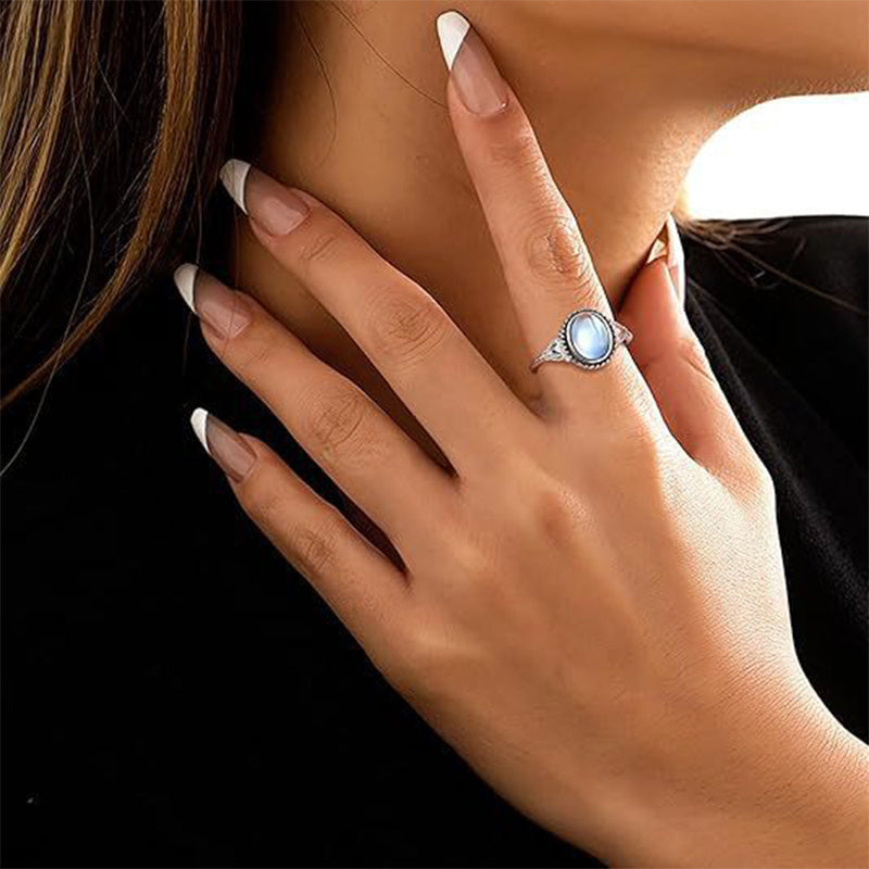 Color-Shifting Moonstone Glow
