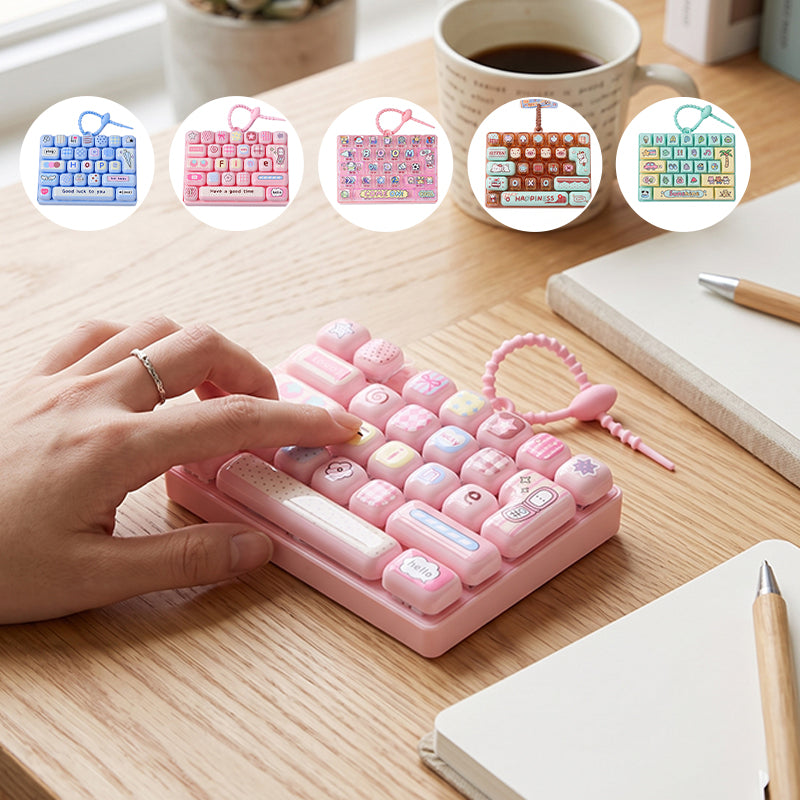 26-Key Keyboard Cute Cartoon Clicky Keyboard Bag Pendant